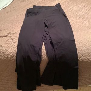 I am selling some Old Navy classic black pants they are nice and comfortable.
